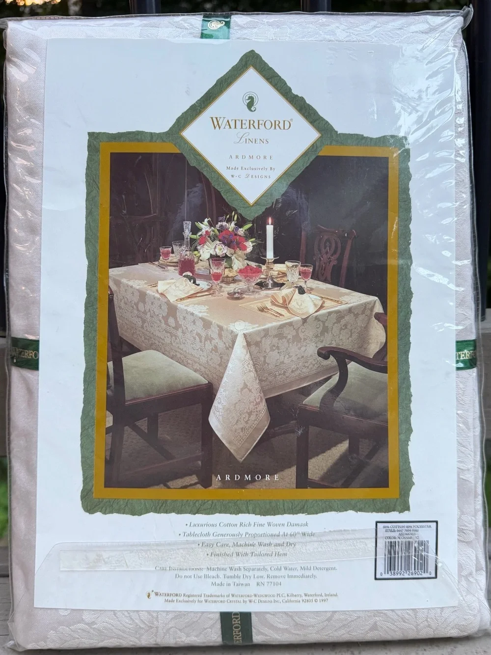 NWT Waterford Linens Ardmore oblong tablecloth in champagne woven damask